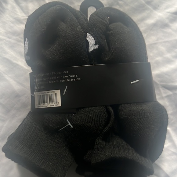 KIDS TRUE RELIGION BLACK SOCKS - Picture 2 of 4
